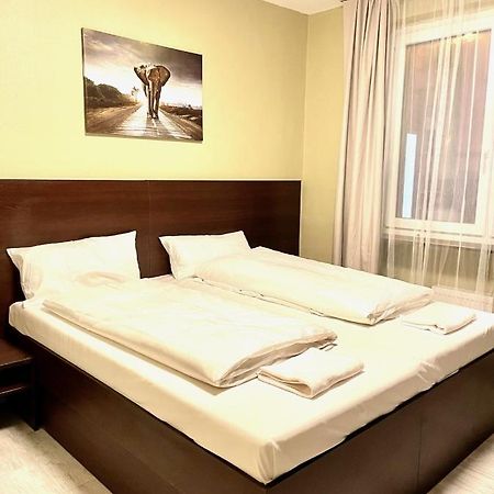Hotel City Star フランクフルト エクステリア 写真